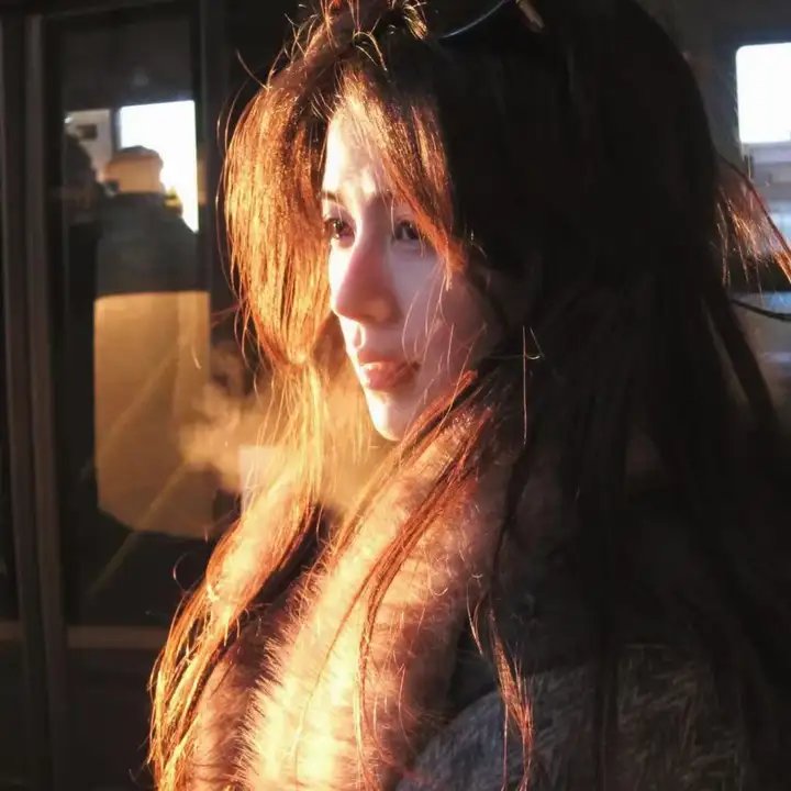 穿越荒年，我和老六爹的逃荒路